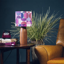 Llwythwch y ddelwedd i wyliwr yr Oriel, Lampshêd Retro Piws